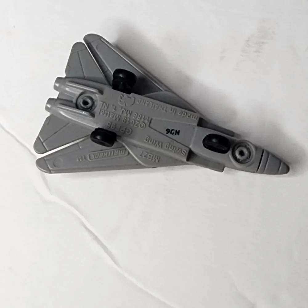 Matchbox Top Gun GPF95 swing wing